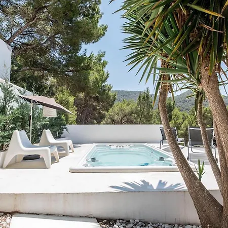 La Vida Villa Cala Llonga (Ibiza)