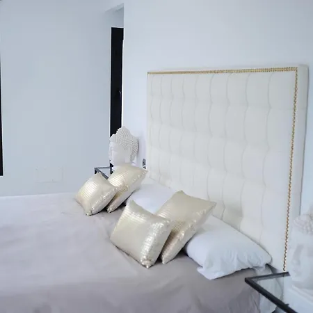 La Vida Villa *